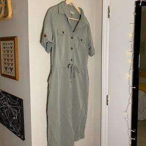 Green Button Up Structured Tie-Waist Dress